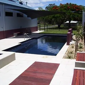 https://fraser-coast-top-tourist-park-hervey-bay.queenslandhotels.net